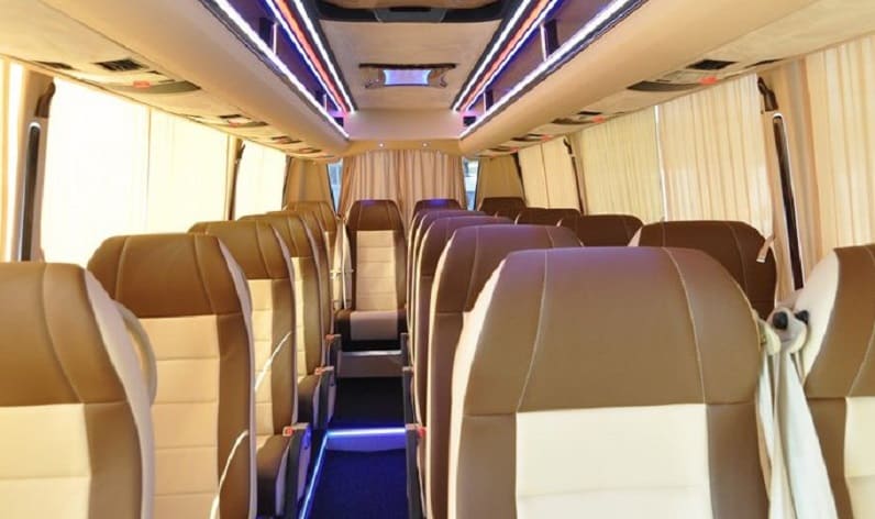 Italy: Coaches rental in Italy, Lombardy